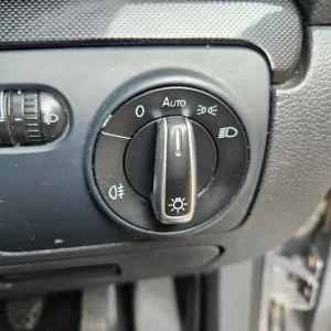 Volkswagen Golf 1.6 TDI Match Edition Economy 2012 - Image 8