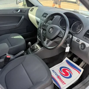 2014 Skoda Yeti 2.0 TDI SE Outdoor 4WD Diesel Manual - Image 8