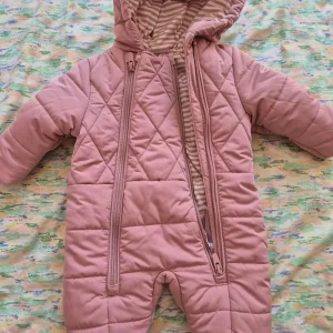 Warm pram suit
