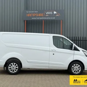2021 Ford Transit Custom 2.0 EcoBlue Diesel Manual Van - Image 7
