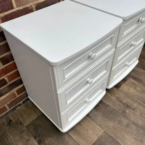 Two White Bedside Chests - Image 3