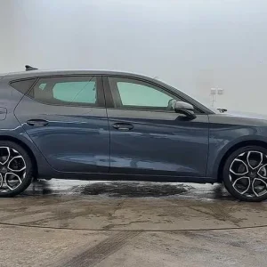 2024 Cupra Leon 1.5 eTSI 150 V1 5-door hatchback - Image 4