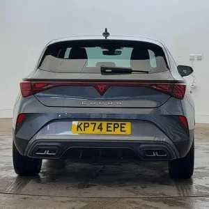 2024 Cupra Leon 1.5 eTSI 150 V1 5-door hatchback - Image 8