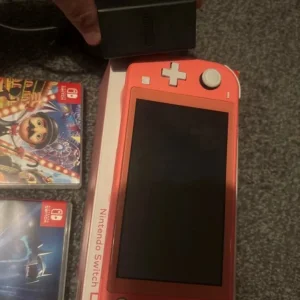 Nintendo Switch - Image 3