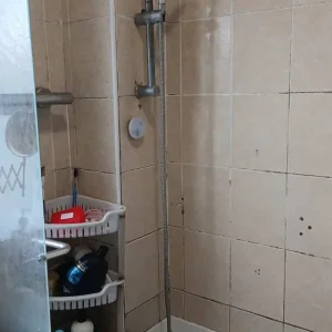 Box room in house - Image 3