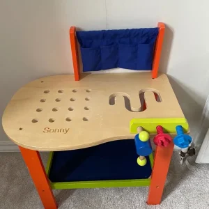 Wooden tool bench