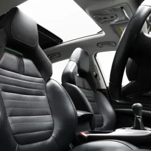 2020 MG HS 1.5 T-GDI Exclusive Estate – Arctic White, Black Leather & Suede, Manual - Image 2