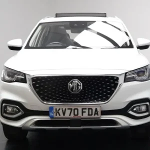 2020 MG HS 1.5 T-GDI Exclusive Estate – Arctic White, Black Leather & Suede, Manual - Image 5