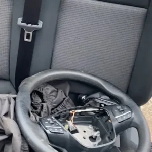 Ford transit custom steering wheel and seats - Image 2