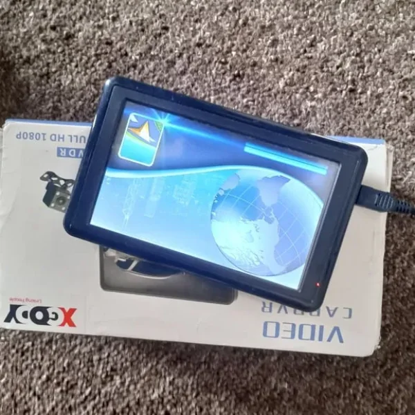 GPS sat nav with UK EU maps