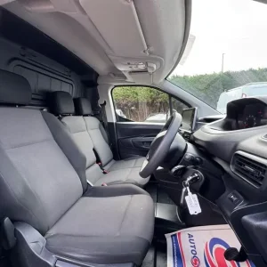 2021 Peugeot Partner 1.5 BlueHDi Panel Van - Image 8