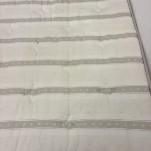 Free double bed - Image 4