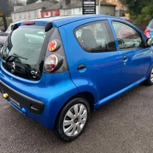 2011 Citroen C1 1.0i VT Hatchback 5dr Petrol Manual Euro 5 (68 ps) Hatchback Petrol Manual - Image 2