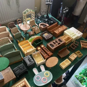 Sylvanian Families Huge furniture and accessories bundle - Image 3