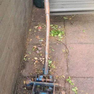 Trolley jack for farm or garage i had this sitting in my shed for 7 years 2 ton heavy duty - Image 3