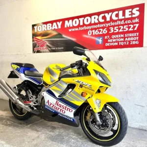 HONDA CBR600Fi SPORT VALENTINO ROSSI REPLICA EDITION VR46 2001 Y REG - Image 2