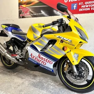 HONDA CBR600Fi SPORT VALENTINO ROSSI REPLICA EDITION VR46 2001 Y REG - Image 8