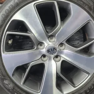 Kia Hyundai 18-inch alloy wheels with 4 tyres - Image 7
