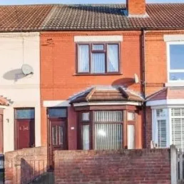 3 bed terraced house