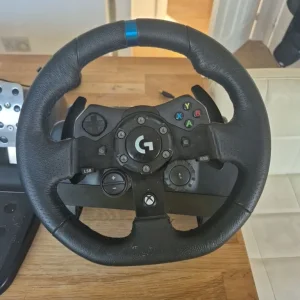 G923 Gaming wheel with f1 mod and shifter (boxed)