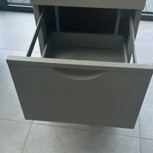 3 drawer filing cabinet - Image 2