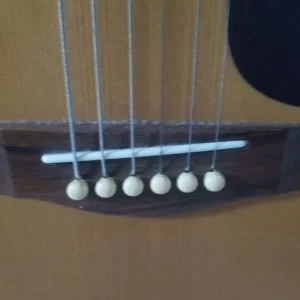 Yamaha acoustic guitar F310 - Image 3