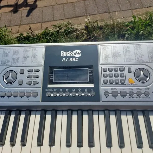 Rock Jam keyboard