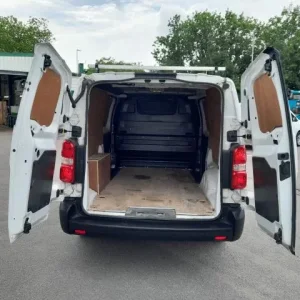2020 Vauxhall Vivaro L2 2900 1.5D 100PS DYNAMIC H1 Medium Van Diesel Manual - Image 8