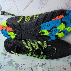 Water Shoes 7.5 UK (41EU) New - Image 2