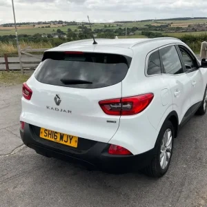 2016 Renault Kadjar 1.5 dCi Dynamique Nav 5dr HATCHBACK Diesel Manual - Image 3