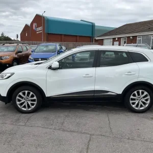 2016 Renault Kadjar 1.5 dCi Dynamique Nav 5dr HATCHBACK Diesel Manual - Image 6