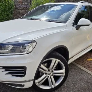 Volkswagen, TOUAREG, Estate, 2017, Semi-Auto, 2967 (cc), 5 doors - Image 4