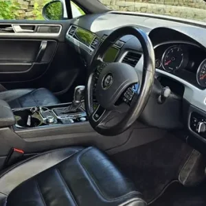 Volkswagen, TOUAREG, Estate, 2017, Semi-Auto, 2967 (cc), 5 doors - Image 6