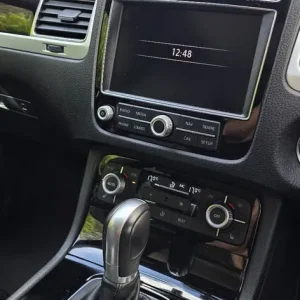 Volkswagen, TOUAREG, Estate, 2017, Semi-Auto, 2967 (cc), 5 doors - Image 8