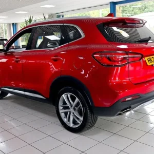 2022 MG HS 1.5 T-GDi Plug-in Hybrid SUV - Image 2