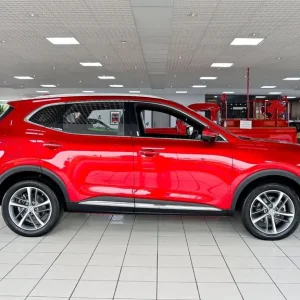2022 MG HS 1.5 T-GDi Plug-in Hybrid SUV - Image 6