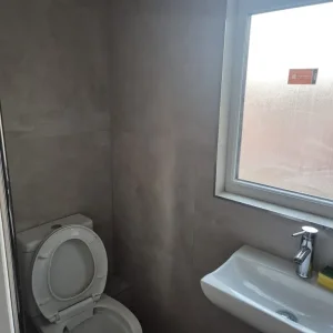 2 spacious rooms to rent in Slough SL1 - Image 5