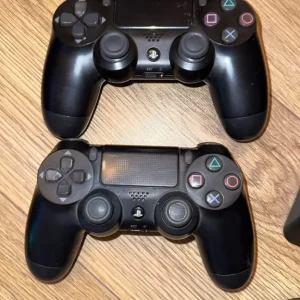 PlayStation 4 Slim - Image 3