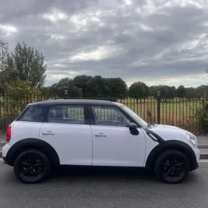 2013 Mini Countryman 1.6 5-door SUV manual petrol - Image 5