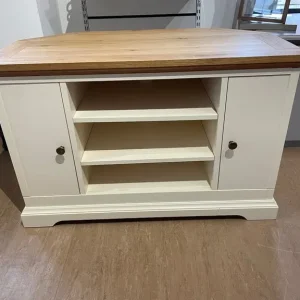 Pine top cabinet with storage