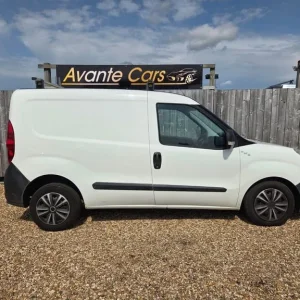 VAUXHALL COMBO 1.3 CDTi 2000 16v 2015 - Image 2