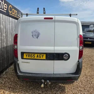 VAUXHALL COMBO 1.3 CDTi 2000 16v 2015 - Image 4