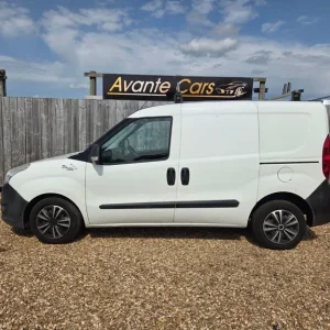 VAUXHALL COMBO 1.3 CDTi 2000 16v 2015 - Image 6