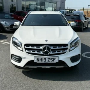 2019 Mercedes-Benz GLA 180 AMG Line Edition 5dr Estate PETROL Manual - Image 8