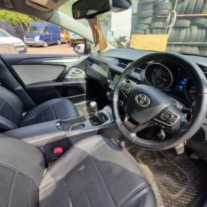 2018 Toyota Avensis 1.6D Diesel Manual 4dr Saloon - Image 8