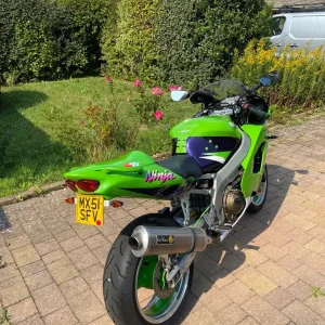 Kawasaki Ninja ZX9R 2001 899cc - Image 3