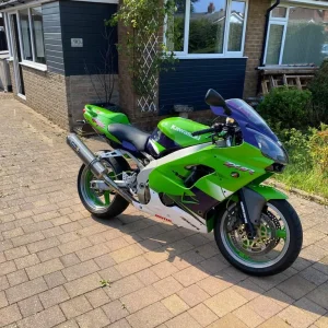 Kawasaki Ninja ZX9R 2001 899cc