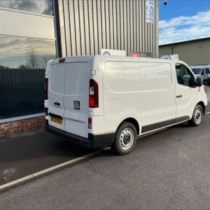 2024 Renault Trafic dCi 110 3T H1 Panel Van Red Edition - Image 4