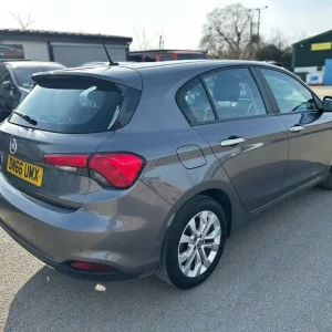2016 Fiat Tipo 1.4 T-Jet Easy Plus Hatchback 5dr Petrol Manual Euro 6 (s/s) (120 bhp) Hatchback P... - Image 5