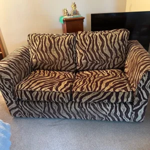Two seater sofa - Image 5